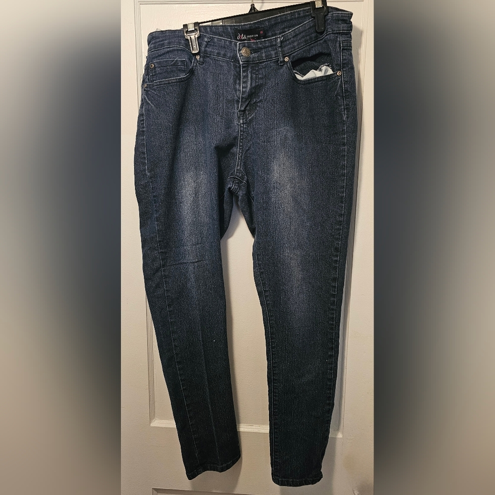 Dots Jeans